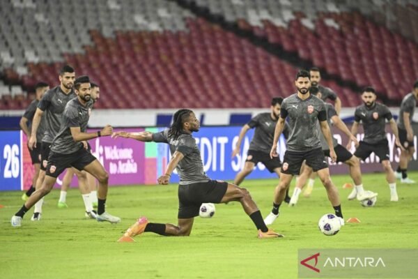 Timnas Bahrain Uji Coba Lapangan SUGBK Sebelum Hadapi Timnas Indonesia