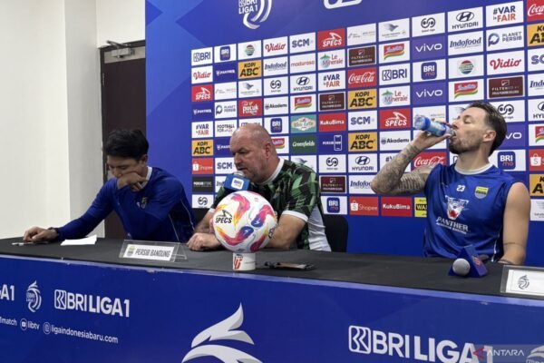 Bojan Hodak: Pertandingan Melawan Tim Bawah Justru Menjadi Tantangan Berat